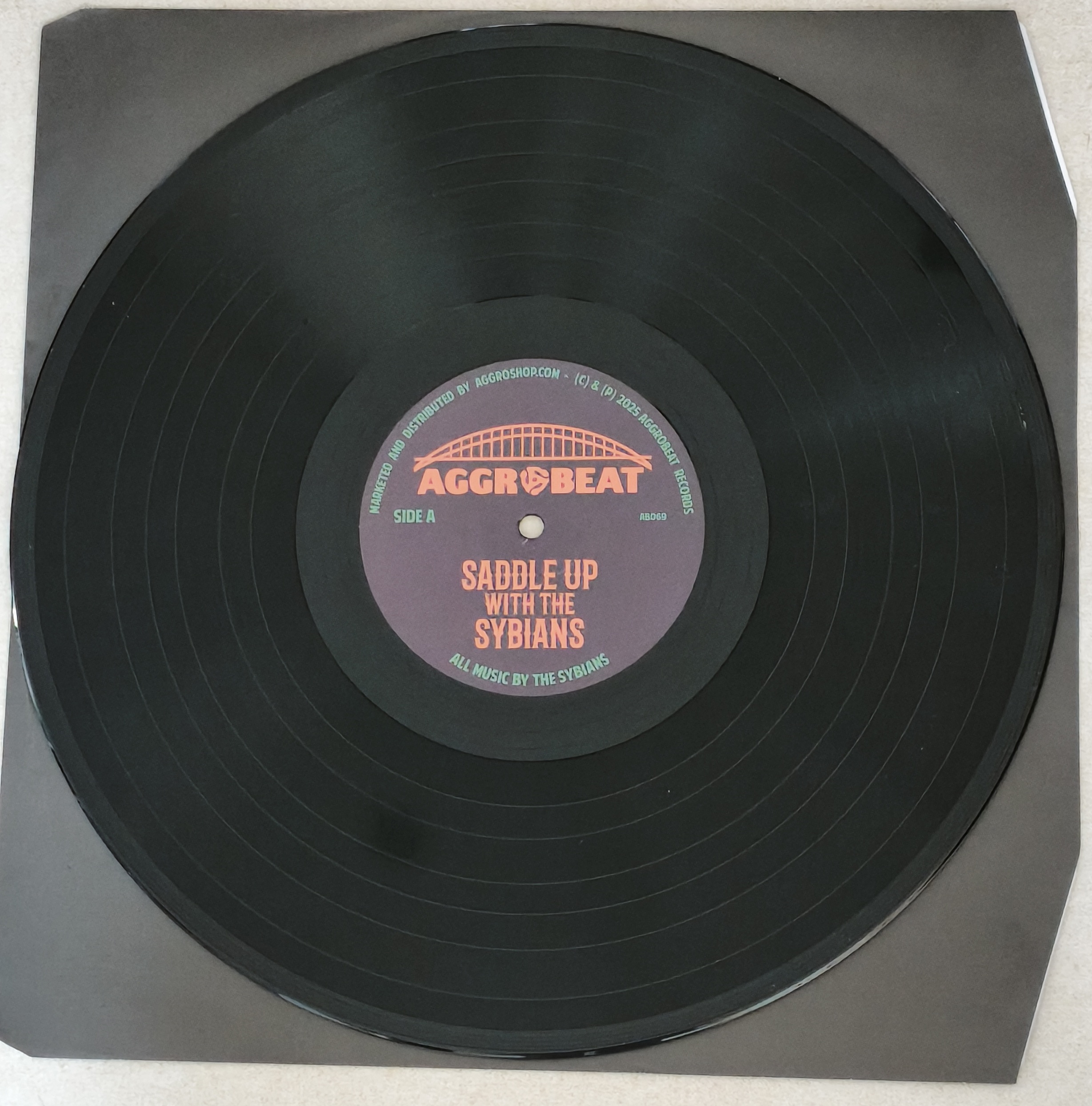 The Sybians - Saddle up with Sybians (LP – Image 2